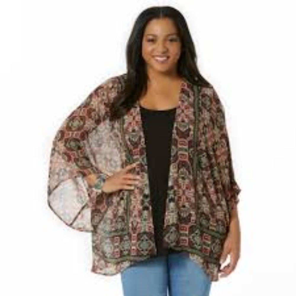 Simply Emma Sheer Paisley Kimono Jacket in Black, Red, Green